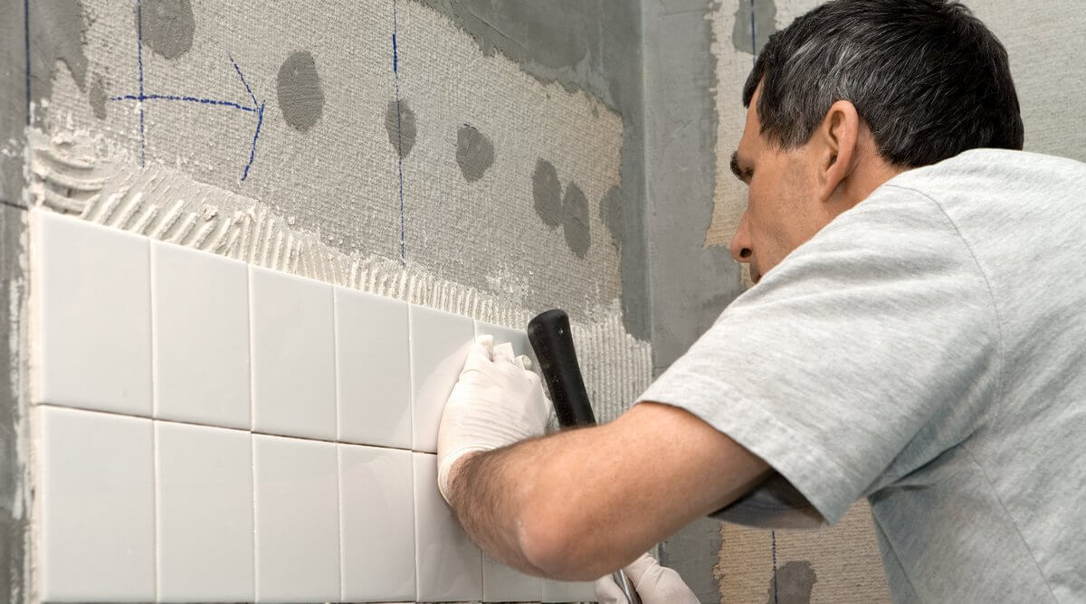 Положить плитку на цементный раствор на стену виды подвижности бетонной смеси